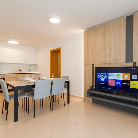 Superior Family Loti Lejlighed Umag