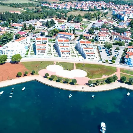 Superior Family Loti Umag